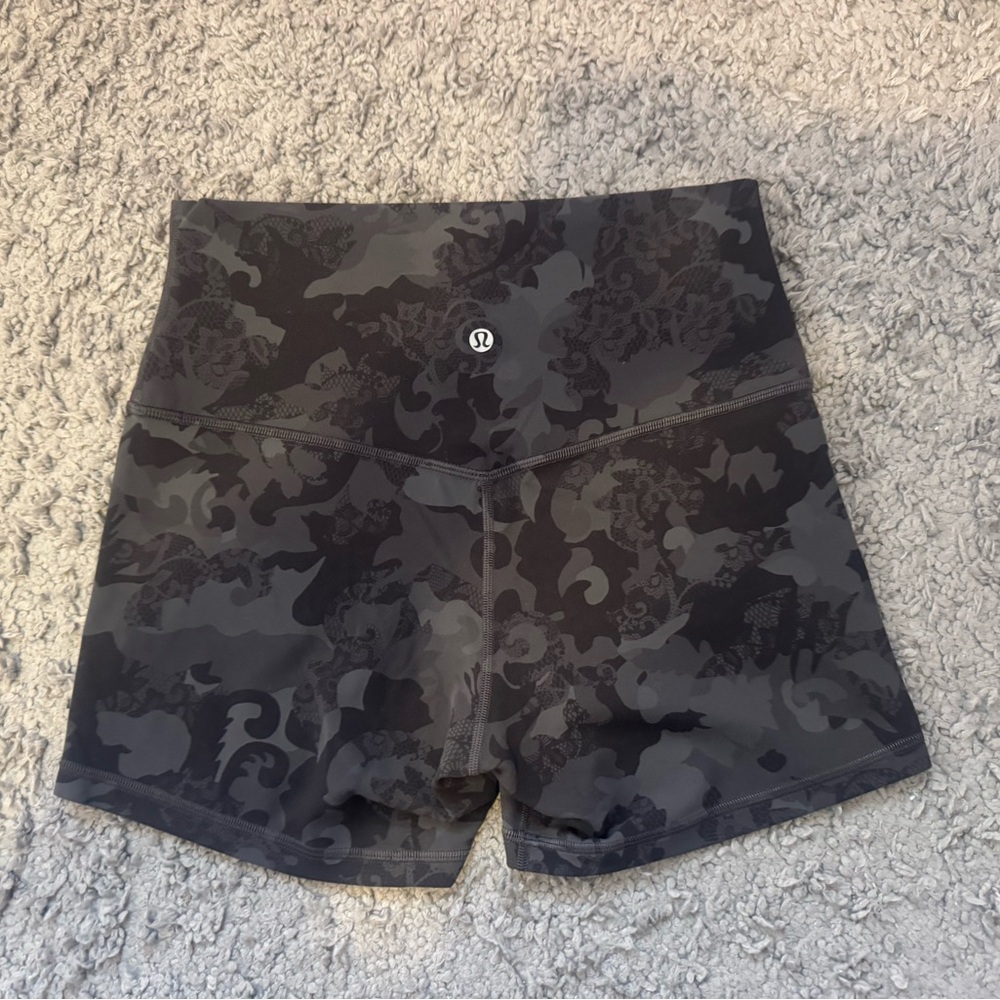 Lululemon Align High-Rise Short 4" - Picture 3 of 4